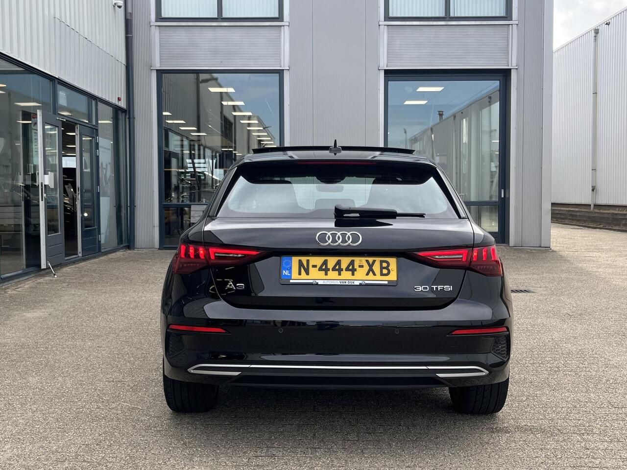 Audi A3 SPORTBACK 30 TFSI Advanced edition | Panoramadak / NL Auto / Adapt.Cruise