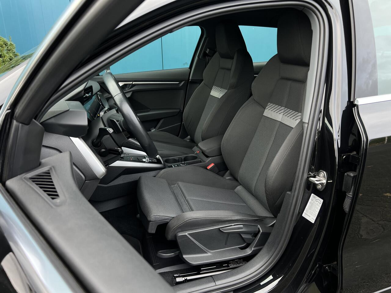 Audi A3 SPORTBACK 30 TFSI Attitude S-tronic AUT. CARPLAY|CRUISE|DIGI.DASHB|NAV|LED|PDC|ECC 1'EIG