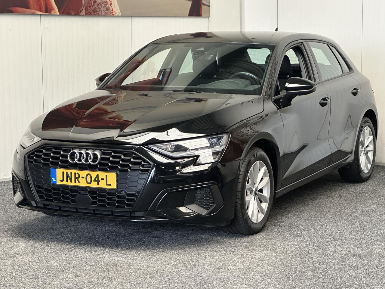 Audi A3 SPORTBACK 30 TFSI PRO LINE MILD HYBRIDE NAVIGATIE CRUISE CONTROL CLIMATE CONTROL BLUETOOTH TELEFOON APPLE CARPLAY/ANDROID RIJSTROOKSENSOREN KEYLESS GO PDC ZEER MOOI 3010