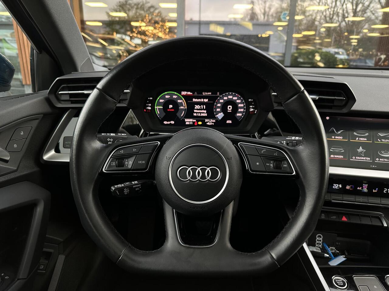 Audi A3 SPORTBACK 40 TFSI e Edition 204 PK Panoramadak Adaptive Cruise LED DAB+