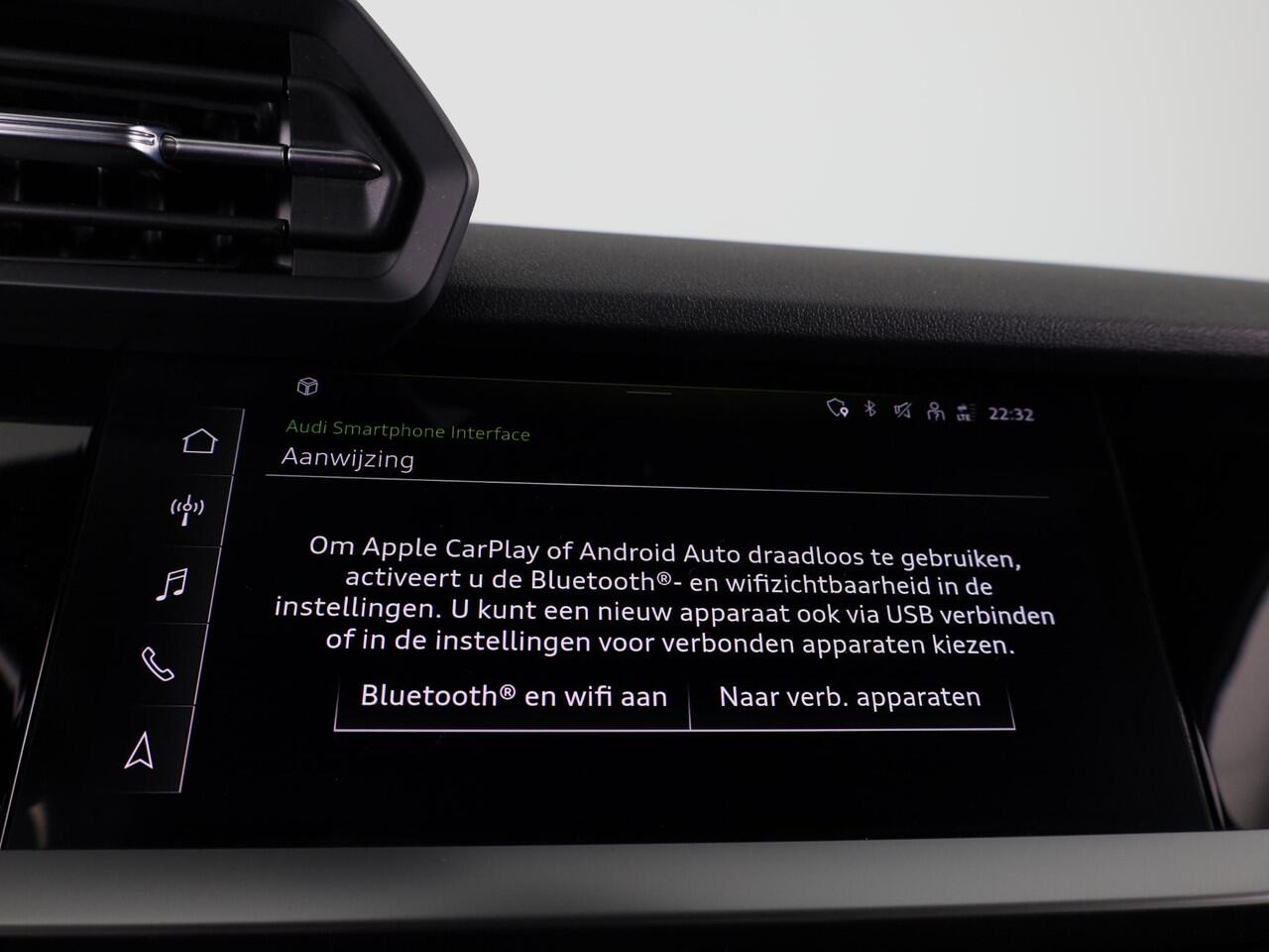 Audi A3 SPORTBACK 30 TFSI Business edition 110 PK S-Tronic | Navigatie | Parkeersensoren | LED koplampen |