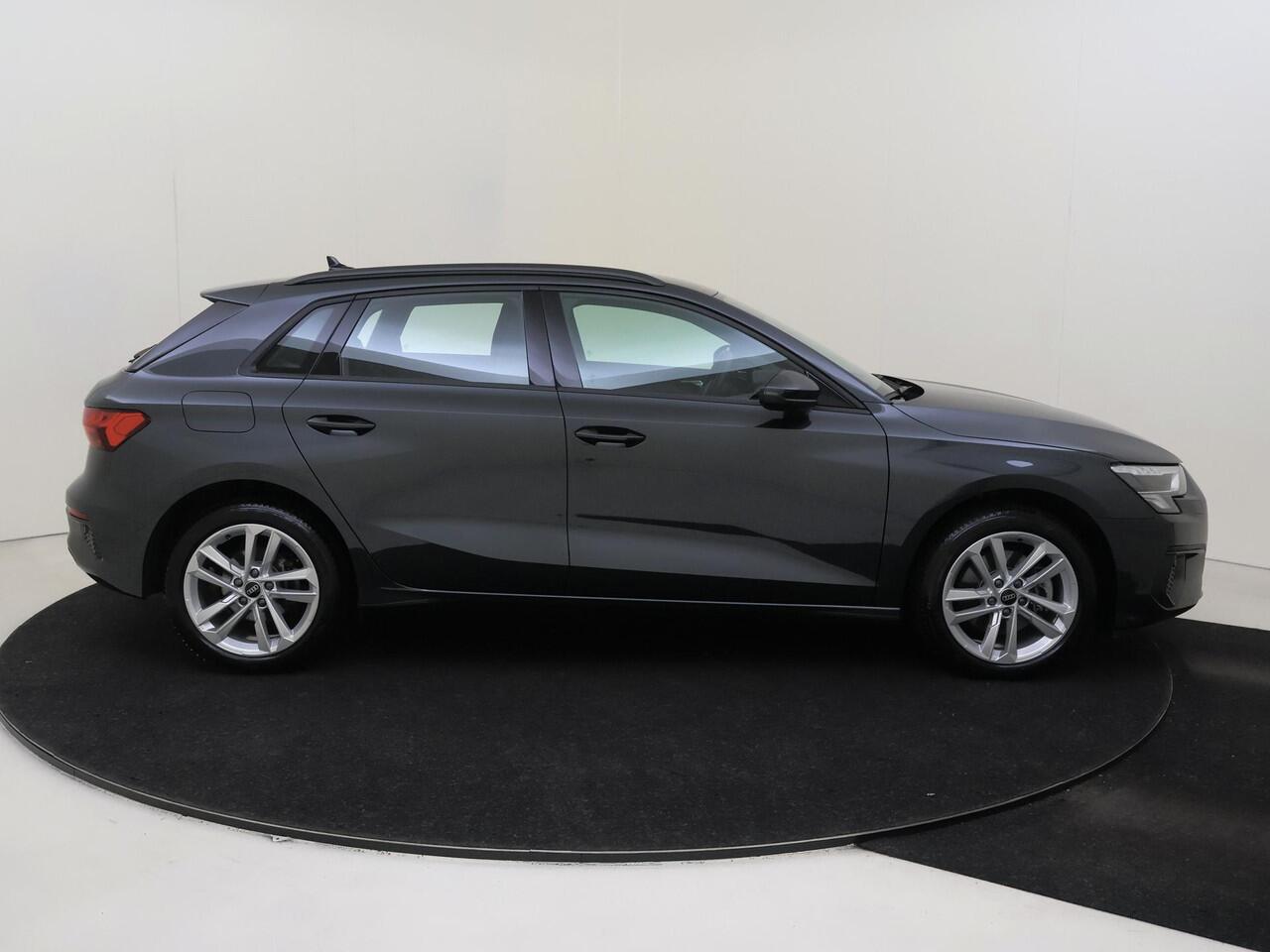 Audi A3 SPORTBACK 40 TFSI e Advanced edition | Stoelverwarming | Virtual cockpit Plus | Keyless | Full LED verlichting | Navigatie Plus | CarPlay | Adaptieve cruise control |
