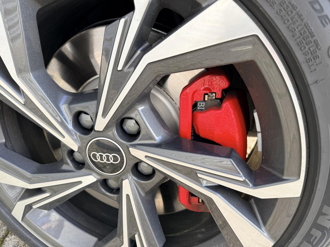 Audi A3 SPORTBACK 45 TFSI e plug in hybride S line, 200 KW/272 PK(!) DEMO S Line, Comfort pakket, Automaat, 18", Panorama, Clima, Black pareleffect