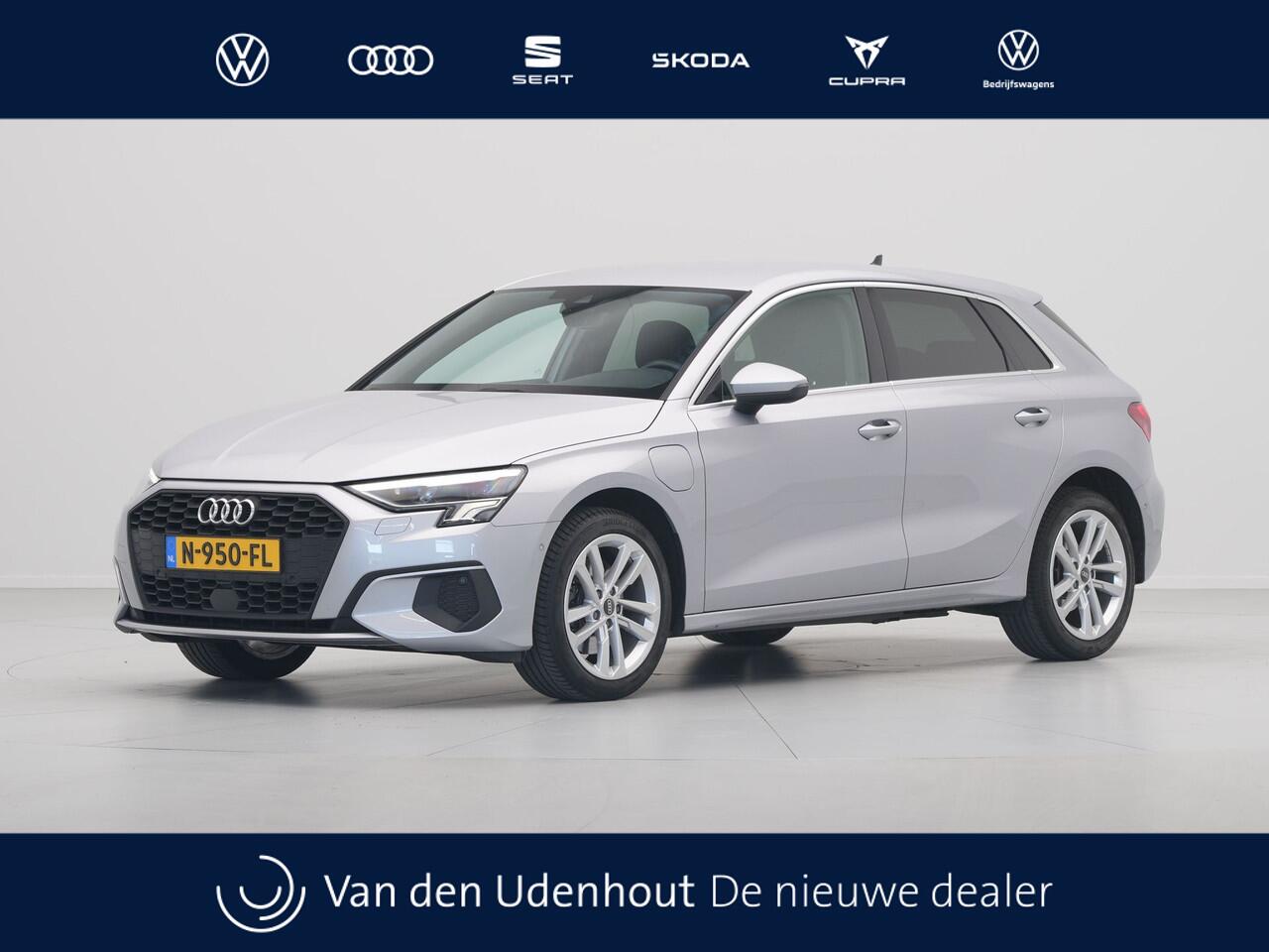 Audi A3 SPORTBACK 40 TFSI e Edition Navigatie Stoelverwarming Side assist Elek. kofferklep Carplay 82