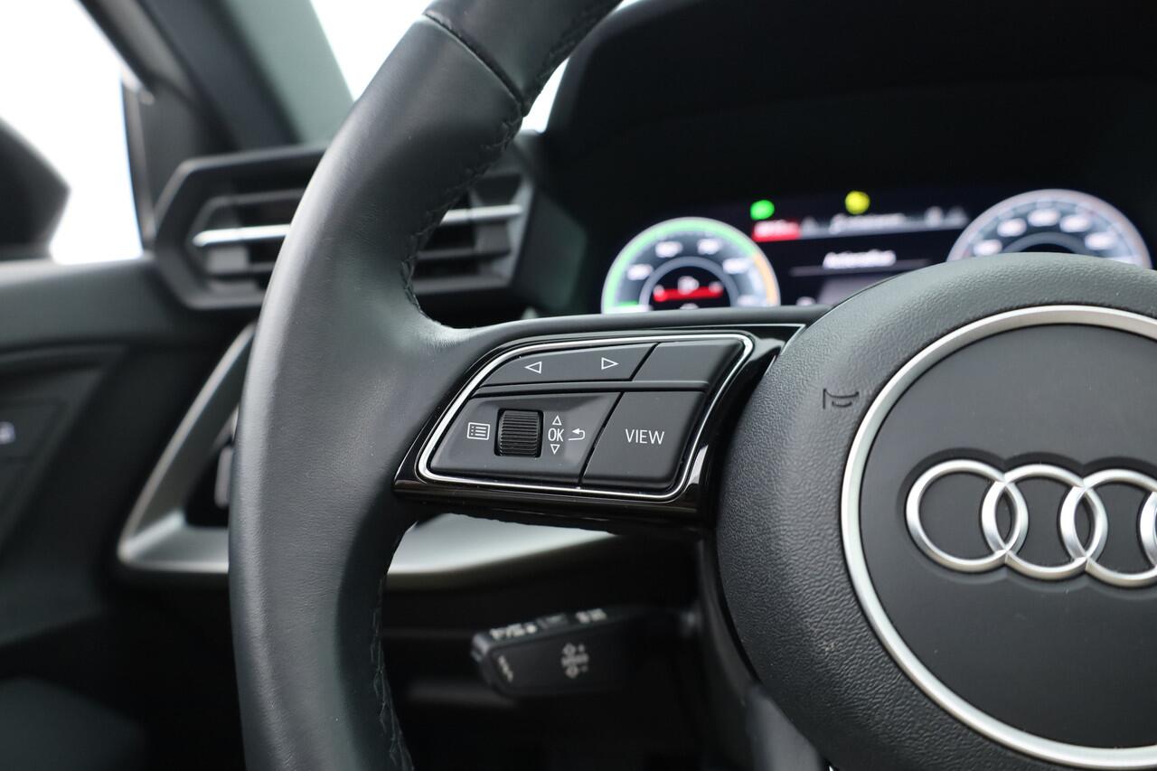 Audi A3 SPORTBACK 45 TFSI e S Line | Pano | Navi | Keyless | Elek. Achterklep | Stoelverw. | Apple CarPlay