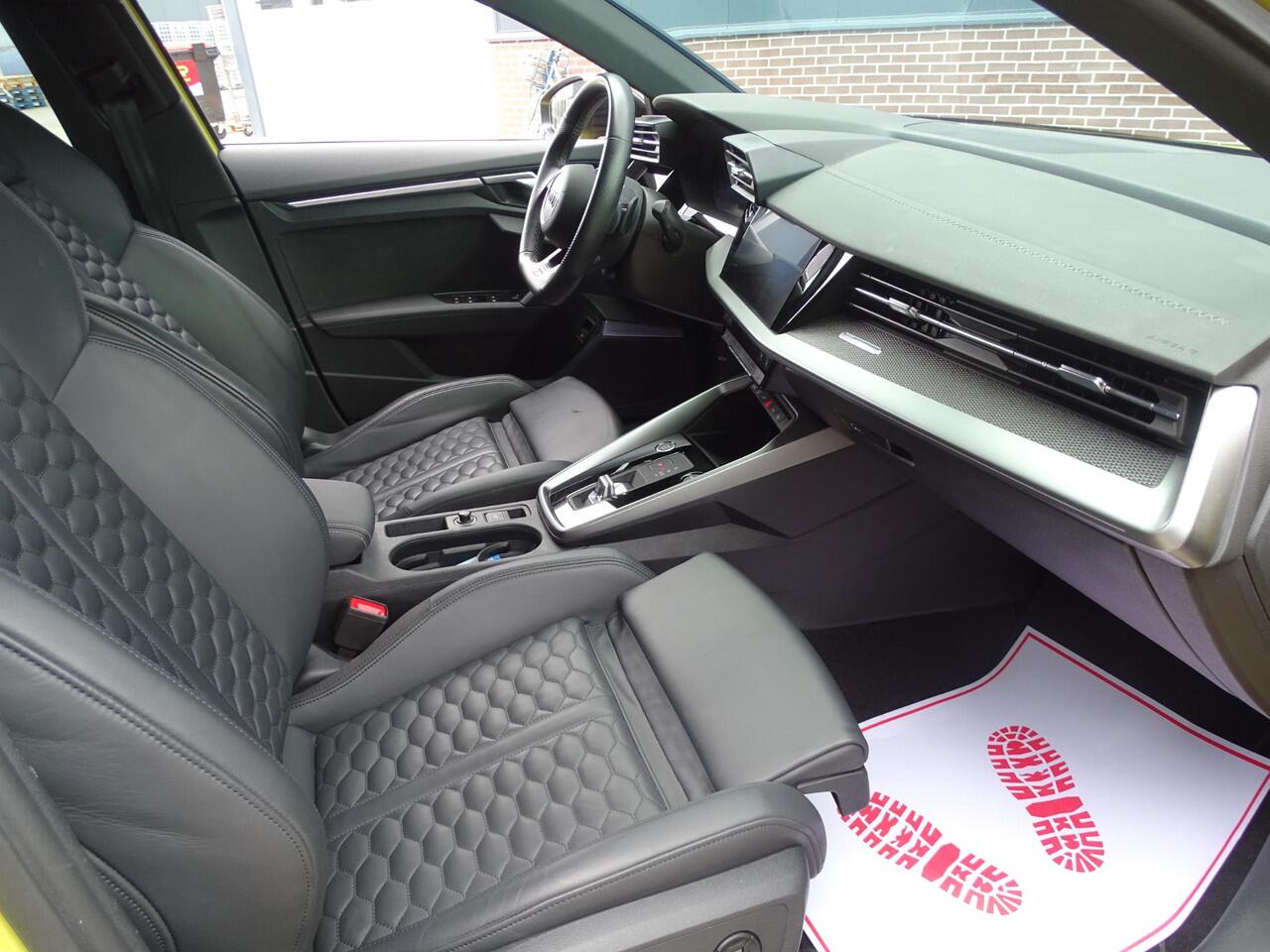 Audi A3 SPORTBACK competition 40 tfsi E-TRON|RS3 STOELEN|NAVIGATIE|LED MATRIX KOPLAMPE/ACHTERLICHTEN|19 INCH VELGEN|BANG & OLUFSEN|STOELVERWARMING|3X S-LINE