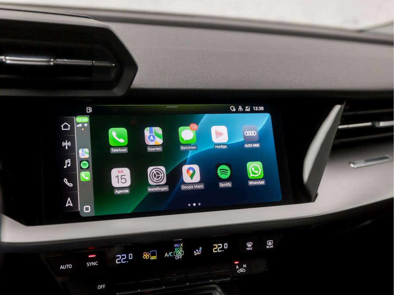 Audi A3 SPORTBACK 30 TFSI Sportline Automaat (APPLE CARPLAY, GROOT NAVI, CLIMATE, GETINT GLAS, SPORTSTOELEN, CRUISE, MATRIX LED, PARKEERSENSOREN, NIEUWSTAAT)