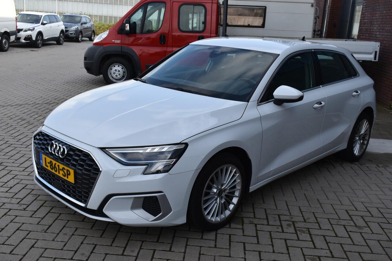 Audi A3 SPORTBACK 30 TDI Advanced edition