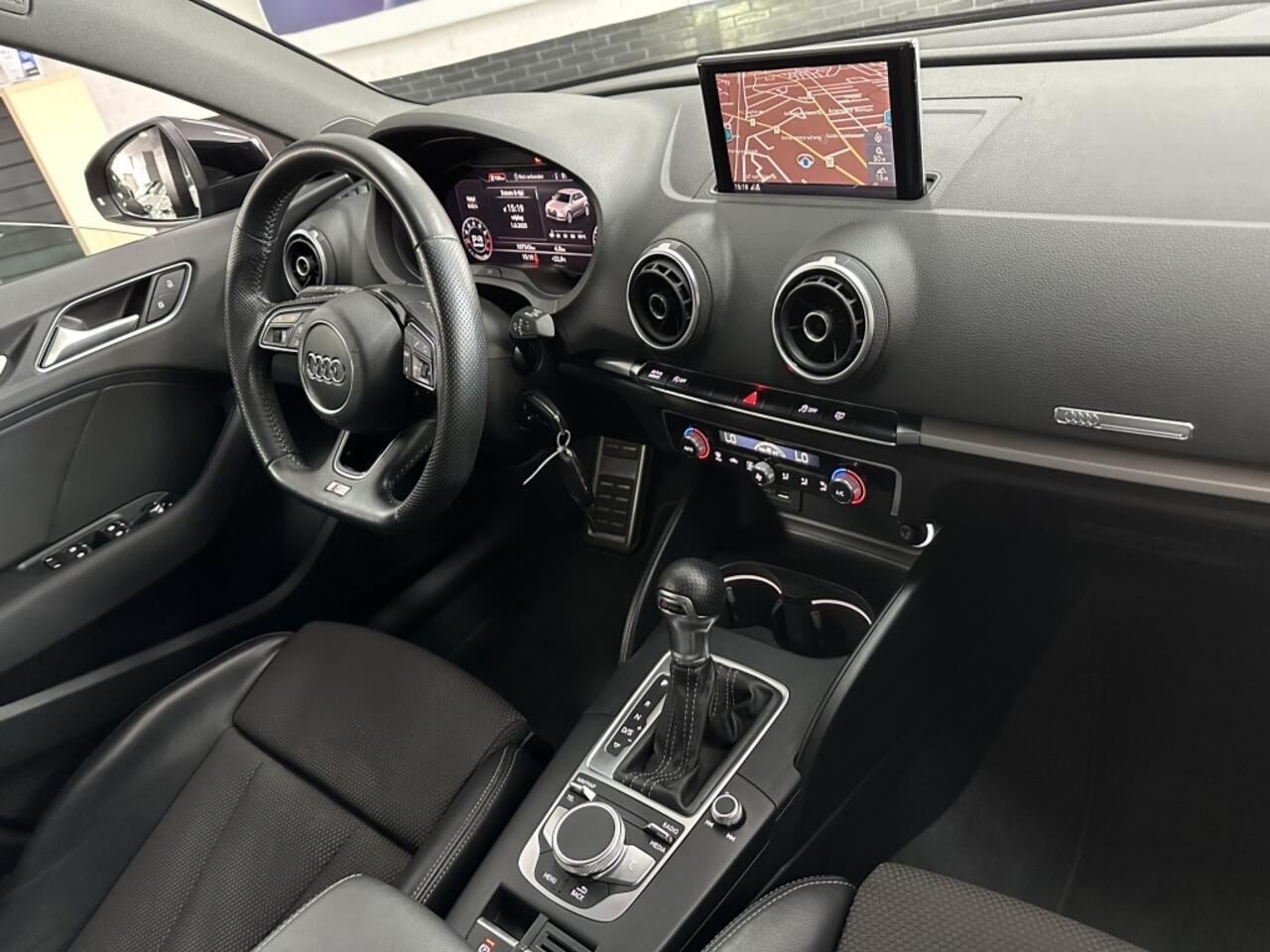 Audi A3 SPORTBACK 35 TFSI S-Line AUT. NAVI CRUISE ECC NAP