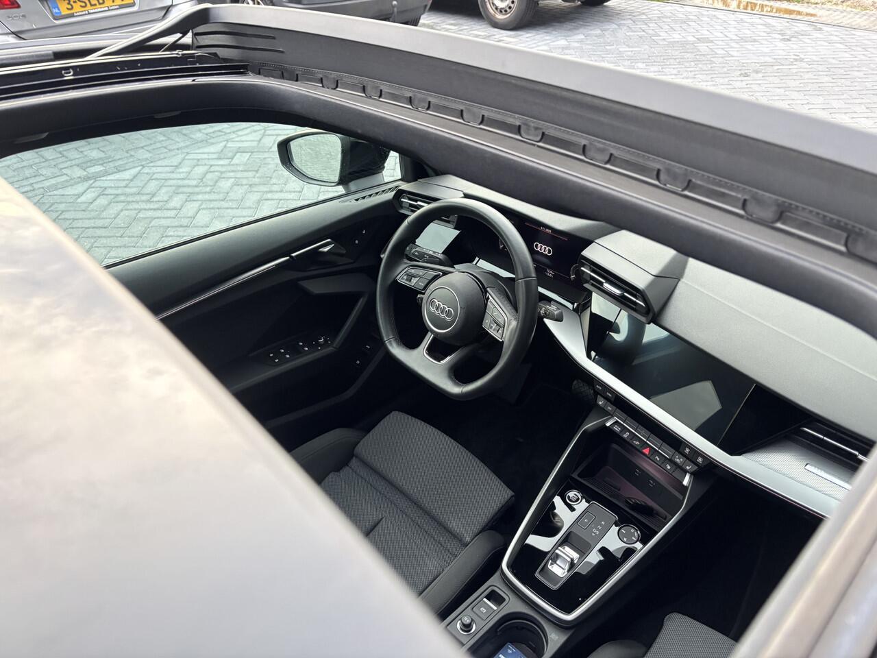 Audi A3 SPORTBACK 45 TFSIe 245 pk S-line Matrix Pano Sfeer