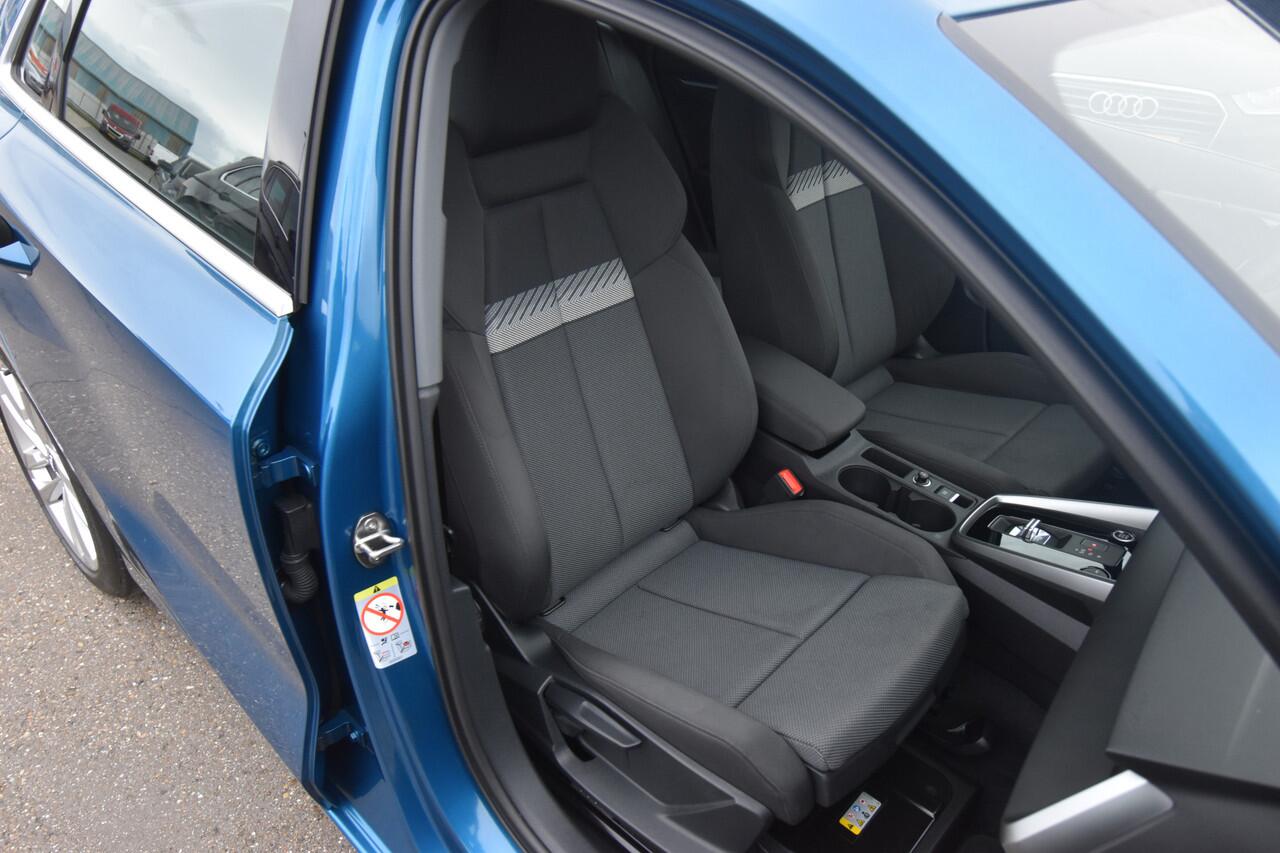 Audi A3 SPORTBACK 35 TFSI Business edition , VIRTUAL COCKPIT , LED KOPL , PDC V+A , NAVI , V ST VERW , CLIMATR ,