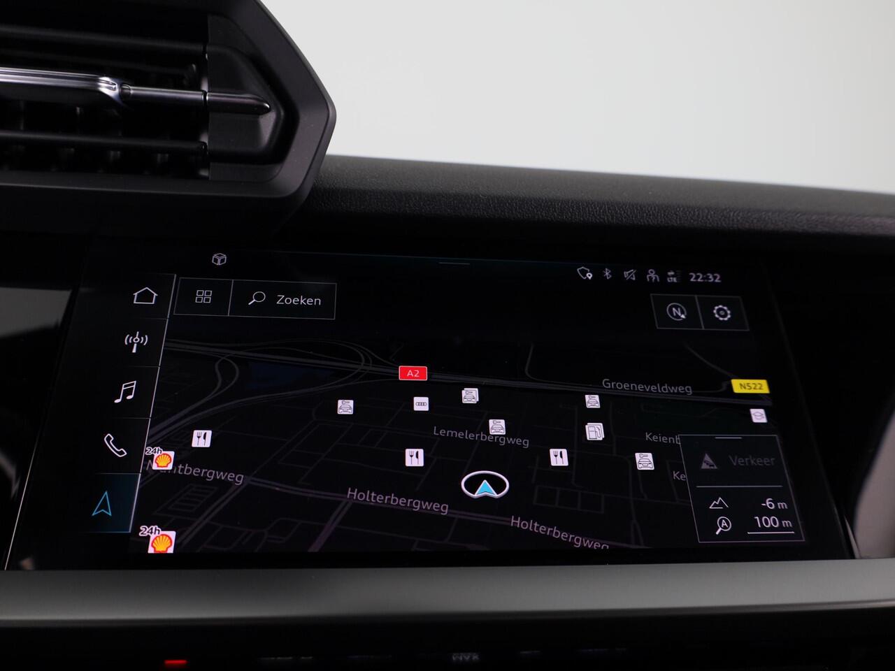 Audi A3 SPORTBACK 30 TFSI Business edition 110 PK S-Tronic | Navigatie | Parkeersensoren | LED koplampen |