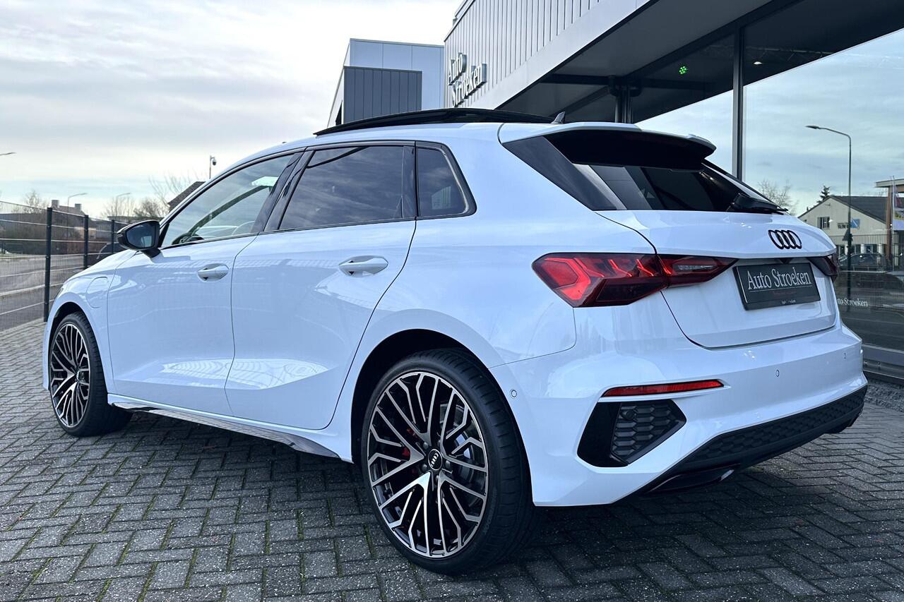 Audi A3 SPORTBACK 45 TFSIe S-Line Black Pano Leder Matrix B&O Sfeer