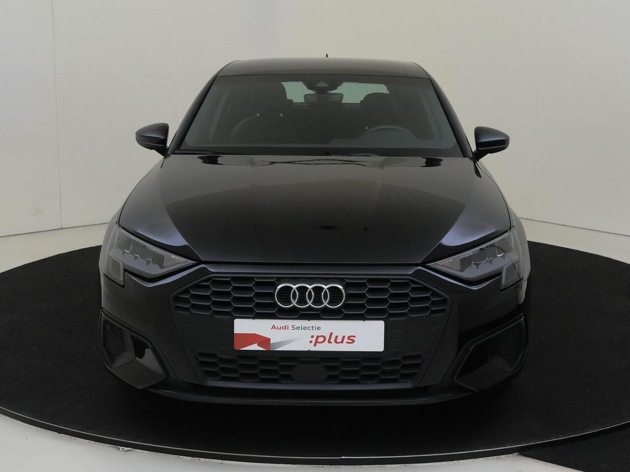 Audi A3 SPORTBACK 40 TFSI e Advanced edition | Lederen bekleding | Virtual cockpit Plus | Stoelverwarming | Navigatie Plus | Parkeerasisstent | CarPlay | Cruise control |