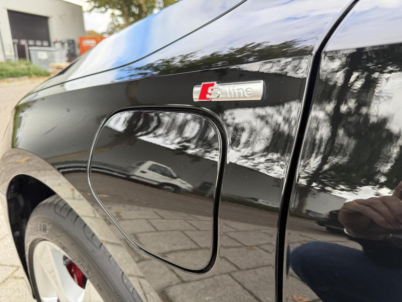 Audi A3 SPORTBACK 45 TFSI e S-Line Competition edition | Afneembare Trekhaak | Dealer onderhouden |