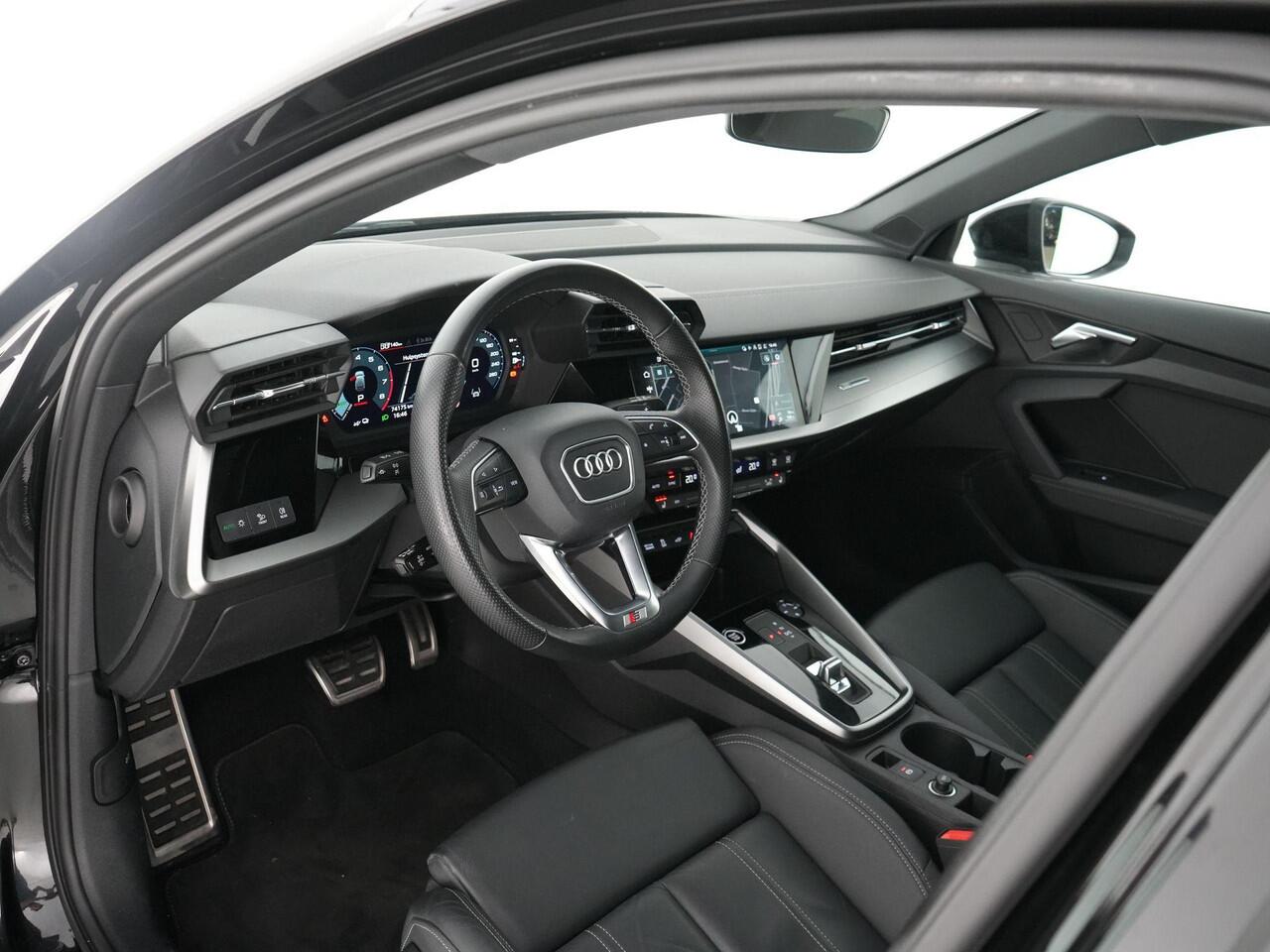 Audi A3 SPORTBACK 40 TFSI e S-Line 204pk Business edition |BTW-auto|dealer onderhouden|S-Line|lederen stoelen|virtual cockpit|ACC|drive select|black pakket|LED|stoelverwarming|18"|