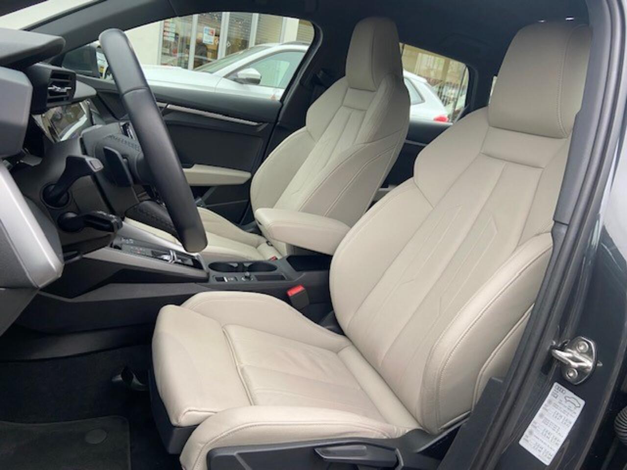 Audi A3 SPORTBACK 40 TFSI e 204PK Advanced edition / Navigatie / Leder / Camera / App. connect / stoelverwarming / Parkeersensoren V+A / Achteruitrijcamera / 17''LMV