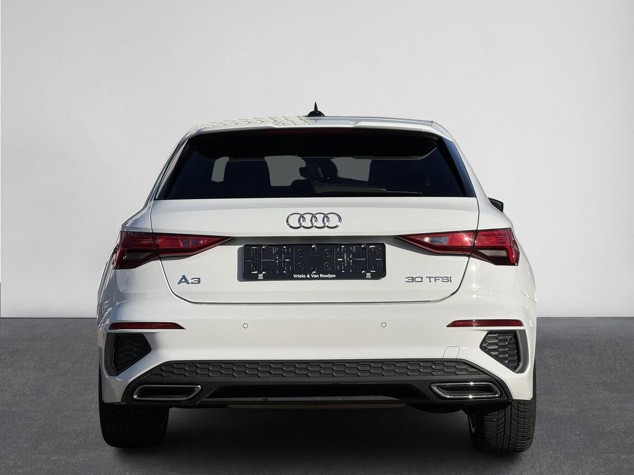 Audi A3 SPORTBACK 30 TFSI S edition | Automaat | Airco | Carplay | Cruise | LED | Navi | LM velgen | ( Vestiging - Nieuwegein )