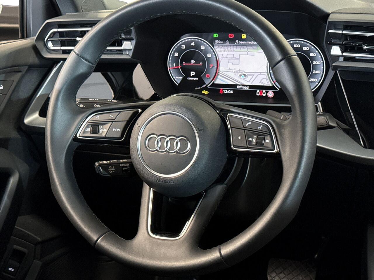 Audi A3 SPORTBACK 35 150pk TFSI S edition Sportstoelen zwarte stof | Achteruitrijcamera | Stoelverwarming voorin