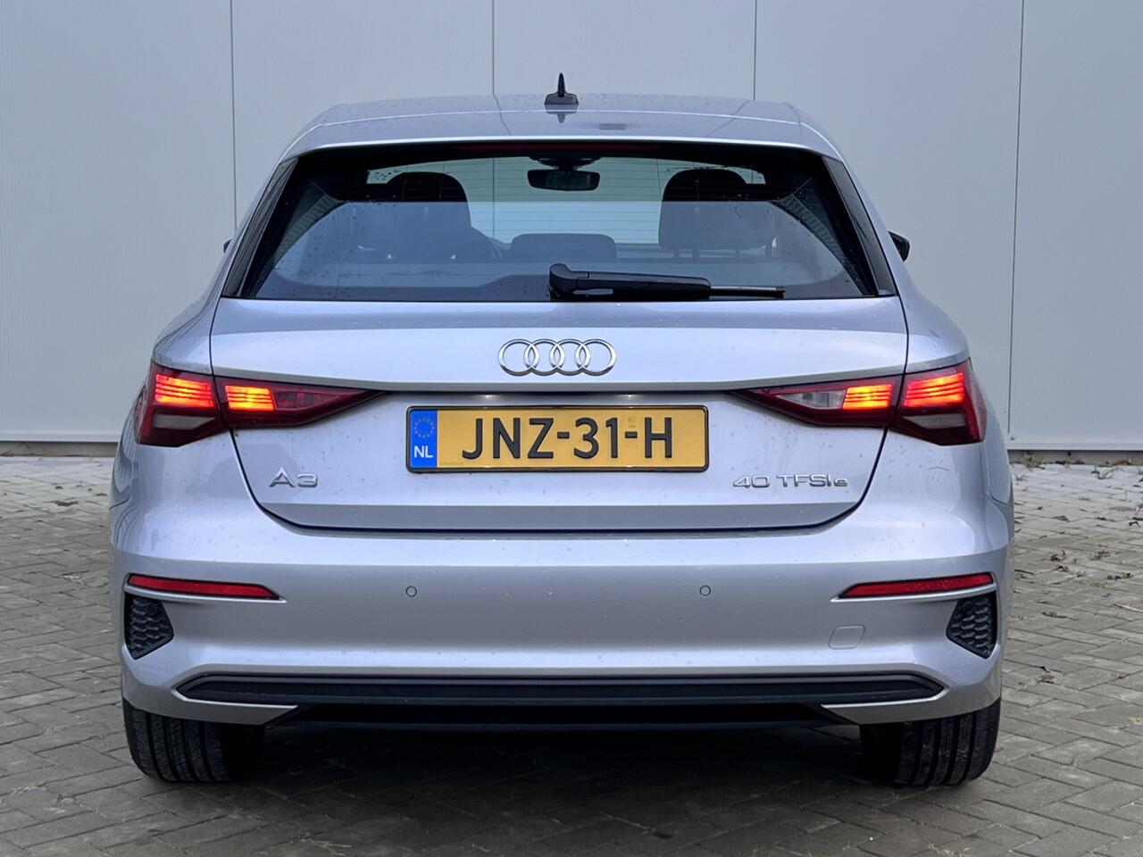 Audi A3 SPORTBACK 40 TFSIe 204PK BUSINESS EDITION 95% SOH CARPLAY | PDC | VIRTUAL * Dealeronderhouden