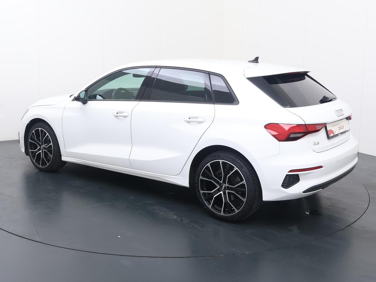 Audi A3 SPORTBACK 30 TFSI Pro Line | 110 PK | LED verlichting | Cruise control | Apple Carplay/Android Auto |