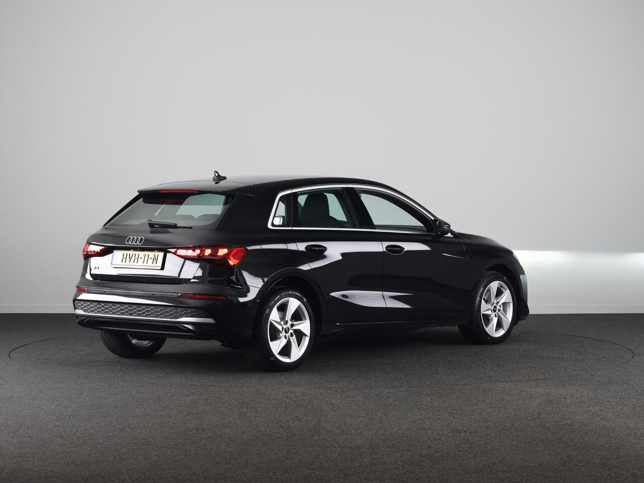 Audi A3 SPORTBACK 40 TFSI e Advanced edition 204 pk S-tronic | Verlengde garantie | Navigatie | Parkeersensoren (Park assist) | Achteruitrijcamera | Adaptieve cruise control | Stoelverwarming |