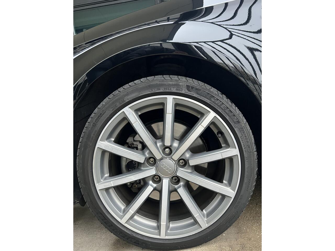 Audi A3 SPORTBACK 40 e-tron Advance Sport Hybride | AUTOMAAT | CAMERA | NAVI | PDC V+A | LMV 18'' | CRUISE CONTROL | CLIMATE CONTROL | STOELVERWARMING | KEYLESS | BLUETOOTH