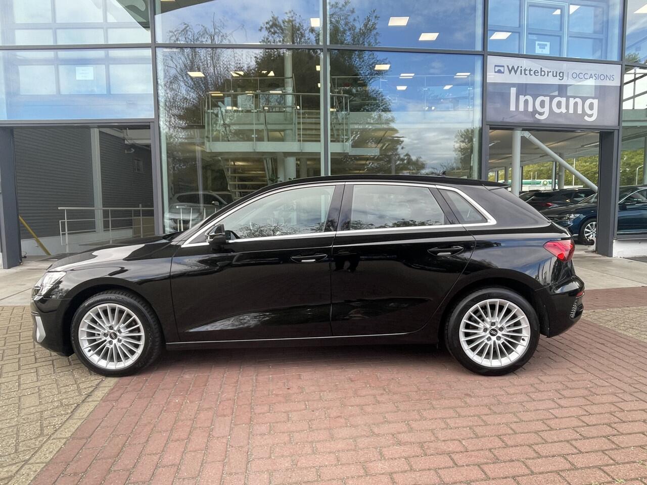 Audi A3 SPORTBACK 30 TFSI 110pk S-Tronic Advanced edition / LED / Navigatie / Climate Control / Parkeersensoren Achter / 17" LMV