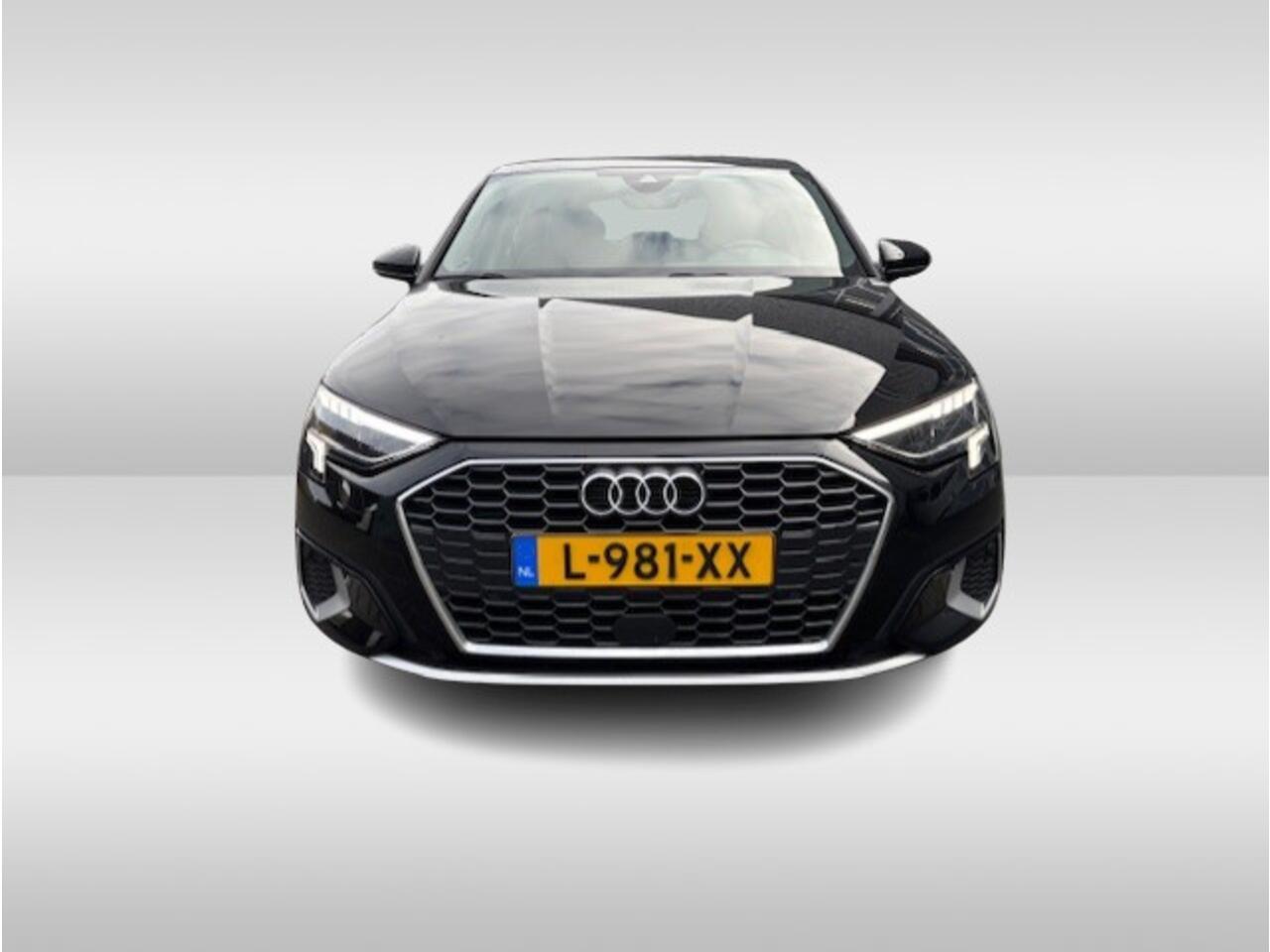 Audi A3 SPORTBACK 30 TFSI Business edition S-Tronic Navigatie / Parkeersensoren / LED verlichting / Airco-Clima / 17"LM velgen