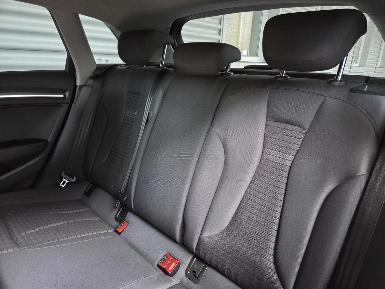 Audi A3 SPORTBACK 35 TFSI CoD Advance