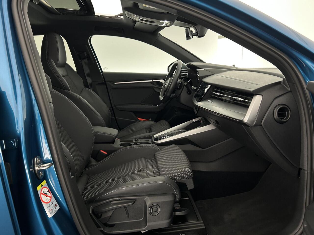 Audi A3 SPORTBACK 35 TFSI 150pk S-Line edition one Panoramadak Stoelverwarming ACC Virtual Cockpit Navigatie