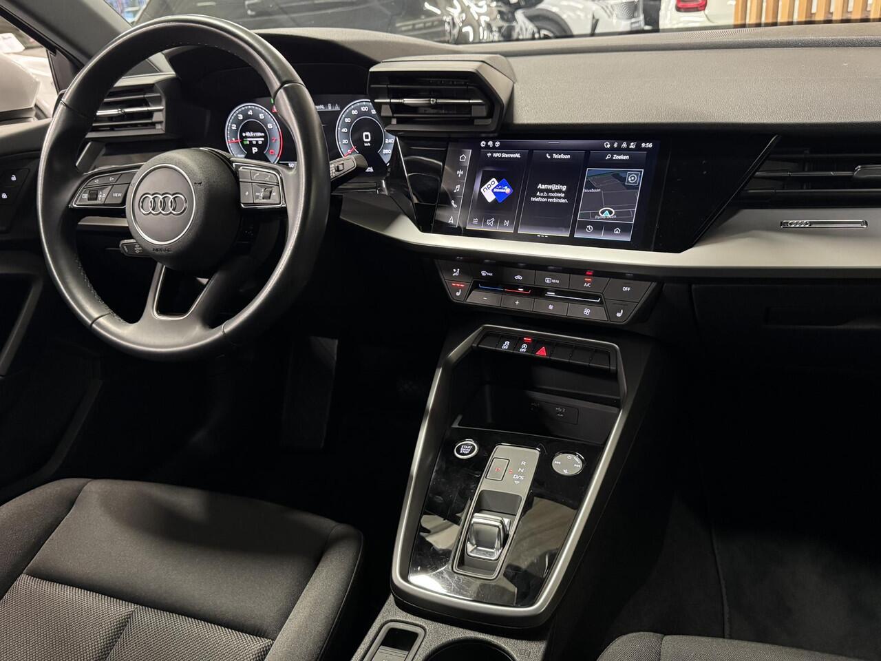 Audi A3 SPORTBACK 30 TFSI S edition | Automaat | Airco | Carplay | Cruise | LED | Navi | LM velgen | ( Vestiging - Nieuwegein )