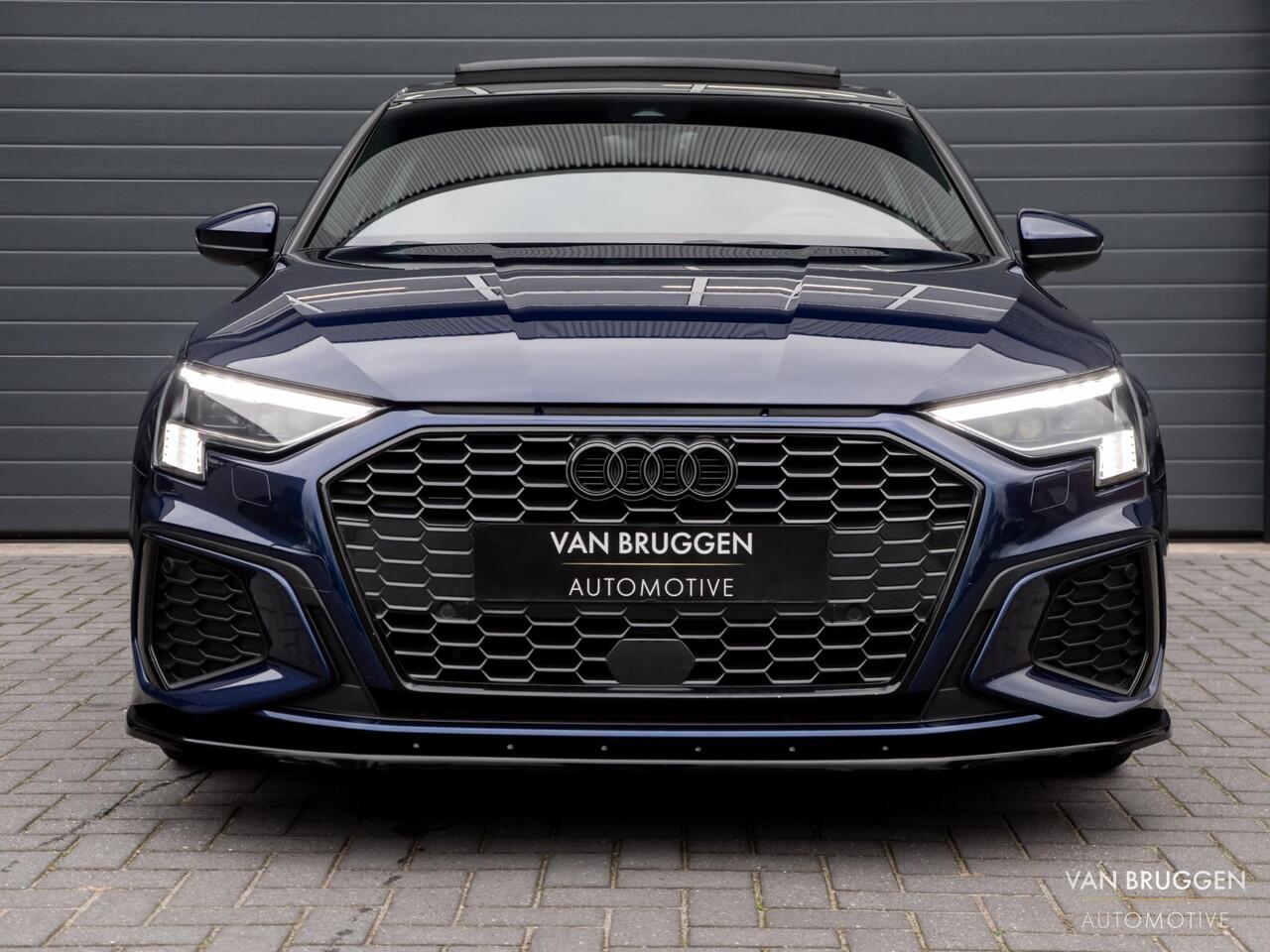 Audi A3 SPORTBACK 35 TFSI S edition Pano S3 Matrix Camera ACC CarPlay