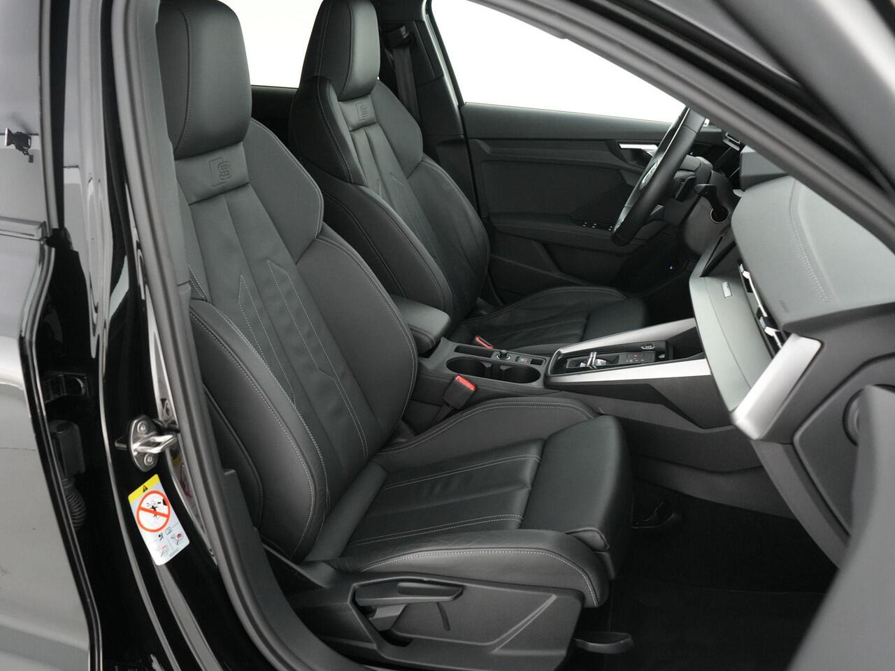 Audi A3 SPORTBACK 40 TFSI e S-Line 204pk Business edition |BTW-auto|dealer onderhouden|S-Line|lederen stoelen|virtual cockpit|ACC|drive select|black pakket|LED|stoelverwarming|18"|