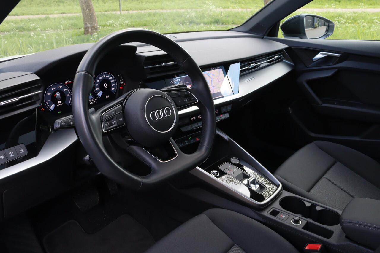 Audi A3 SPORTBACK 40 TFSI e S-Line Edition Black Optic Pano/LED Plus/B&O/Keyless/Virtual Cockpit/App-Connect/19"
