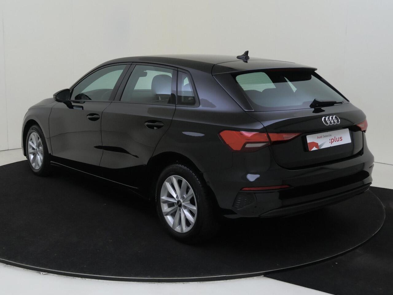 Audi A3 SPORTBACK 30 TFSI Pro Line | Stoelverwarming | Navigatie Plus | Parkeerasisstent | Keyless | CarPlay | Cruise control |