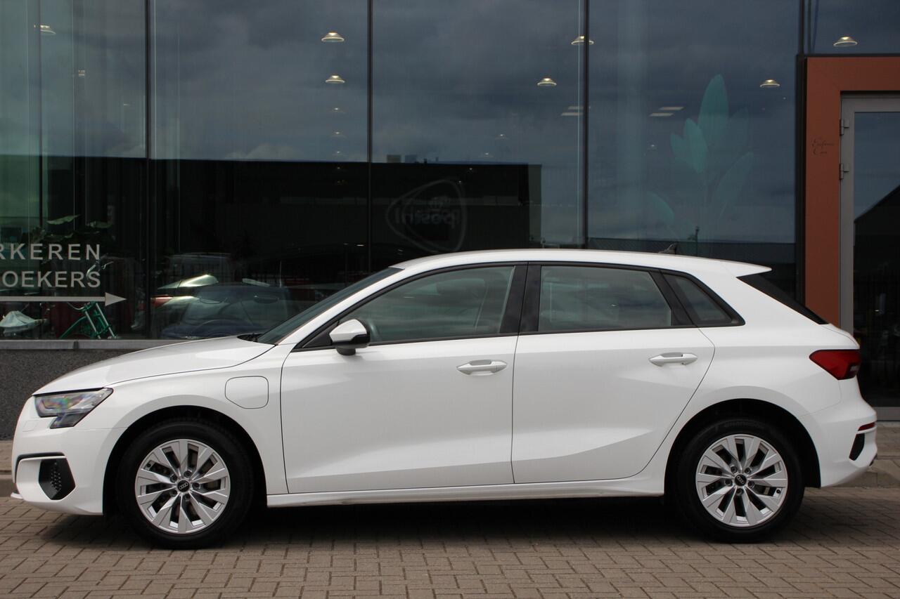 Audi A3 SPORTBACK 40 TFSI e Business edition | Cruise | DAB | Trekhaak