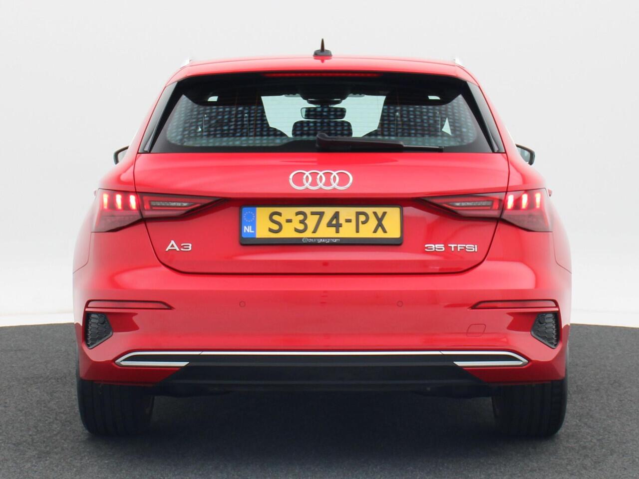 Audi A3 SPORTBACK 35 TFSi 150 Pk Automaat Advanced edition | Cruise | CarPlay | Navigatie | Bluetooth | Parkeersensoren | 17 Inch | 57.694 Km!!