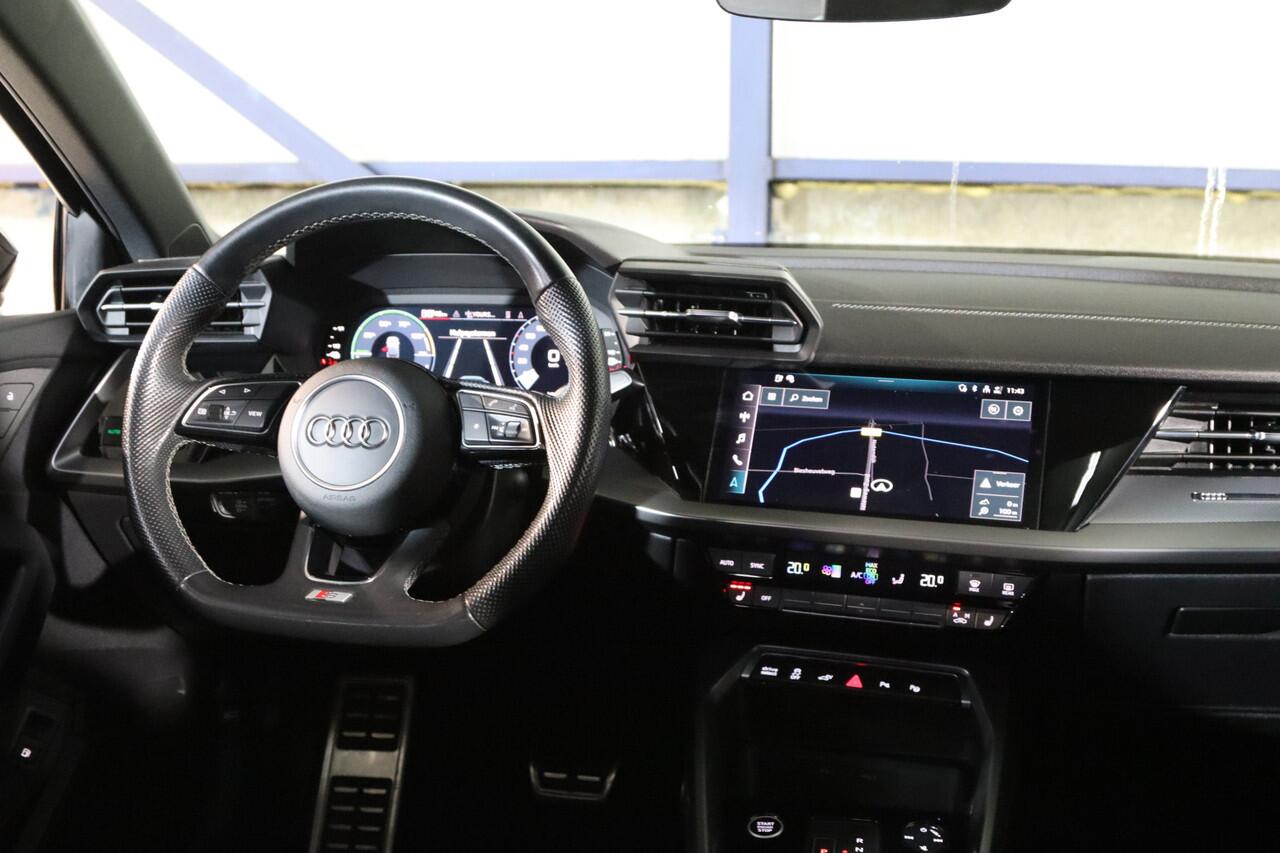 Audi A3 SPORTBACK 45 TFSI e 245 PK S-Line Edition Competition PHEV, Panoramadak, RS-Bekleding, Camera