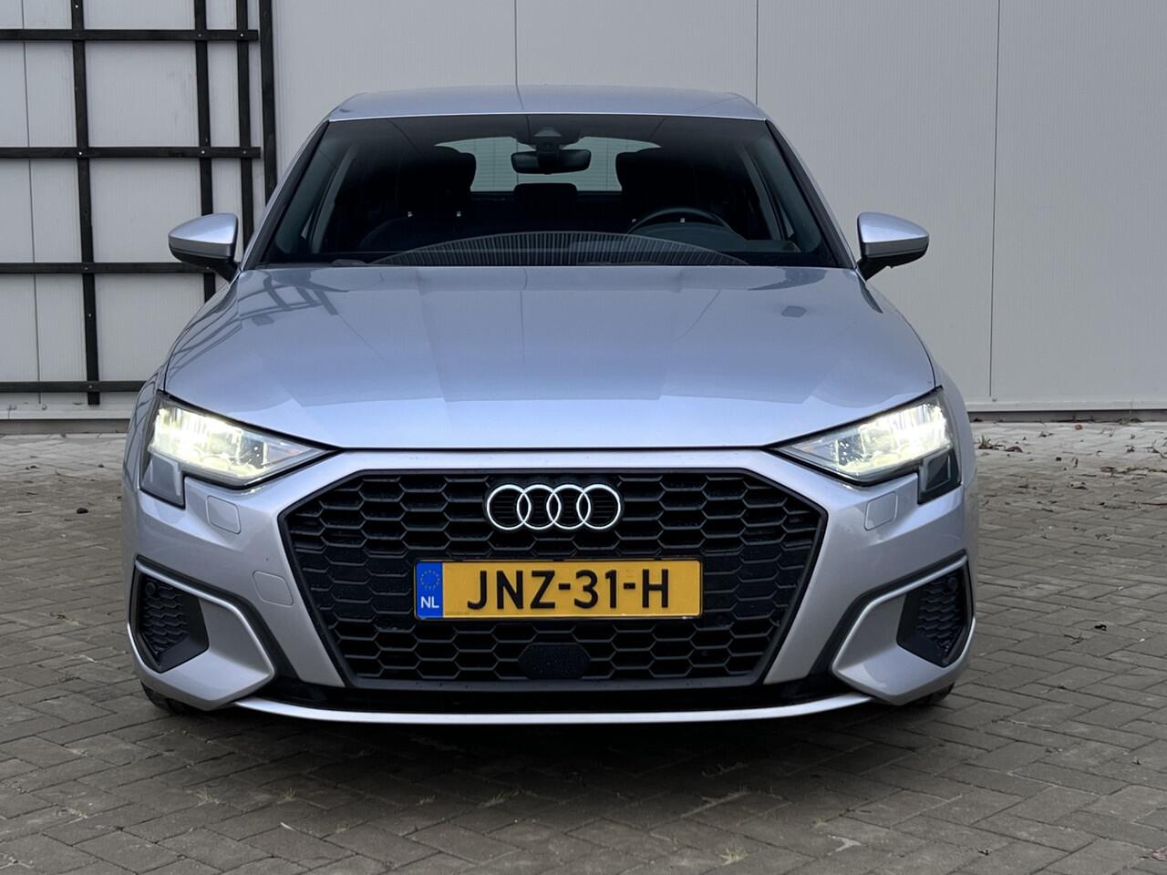 Audi A3 SPORTBACK 40 TFSIe 204PK BUSINESS EDITION 95% SOH CARPLAY | PDC | VIRTUAL * Dealeronderhouden
