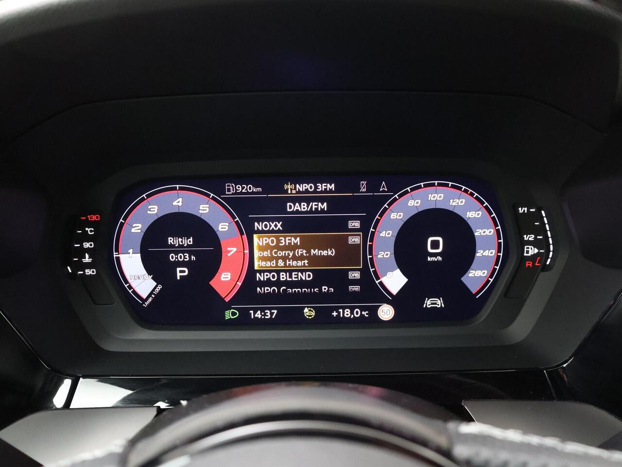 Audi A3 SPORTBACK 35 TFSI S edition | 150 PK | Automaat | Multifunctioneel stuurwiel | Cruisecontrol | Afneembare trekhaak |