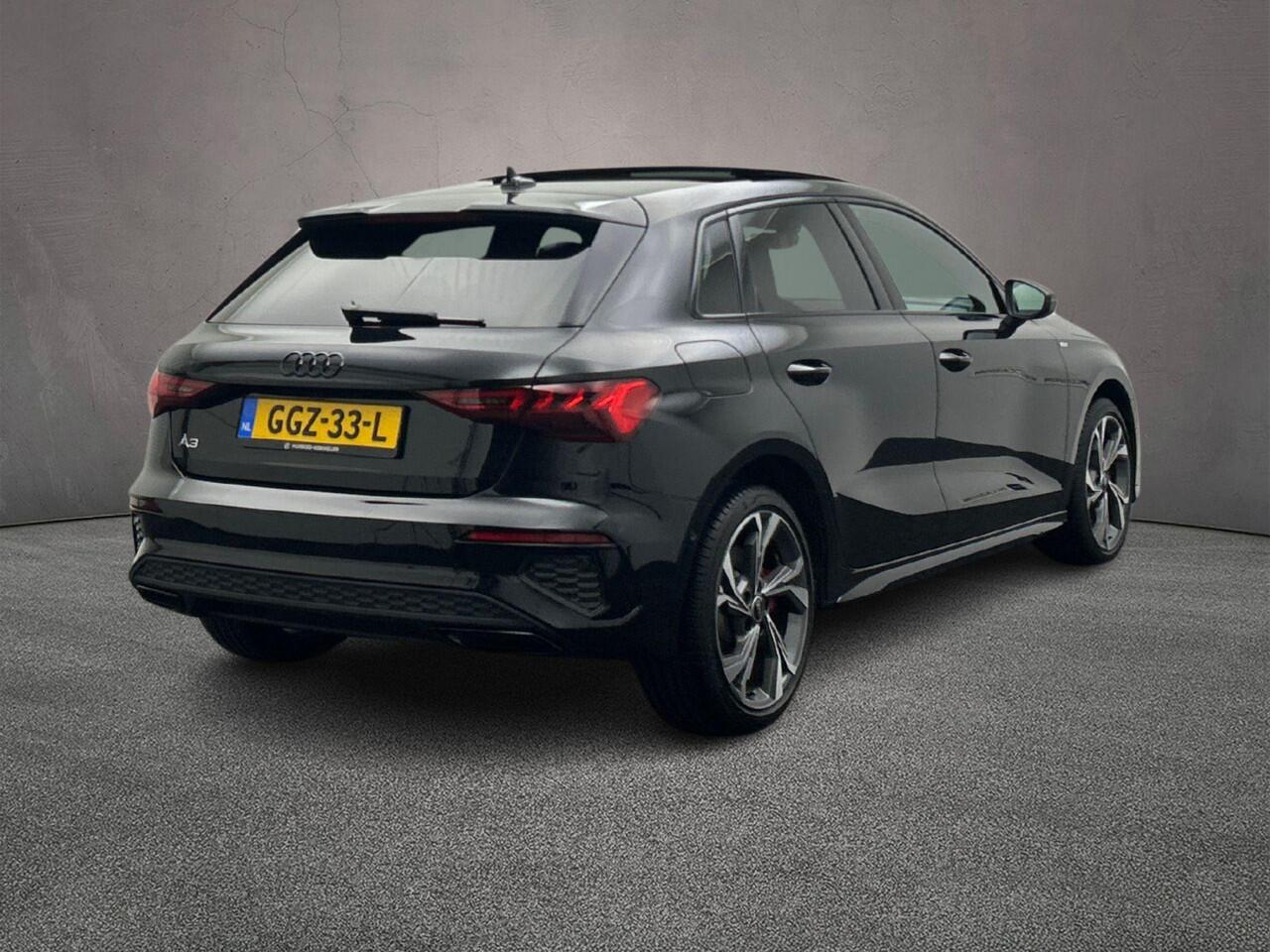 Audi A3 SPORTBACK 45 TFSI e S Edition | Pano | Matrix | Elek Kofferklep | Audi sound | Matrix-Led | Adapt. Cruise | Carplay | Ambient lighting | Navi | Optiek Zwart | S Line | Akoestisch glas |