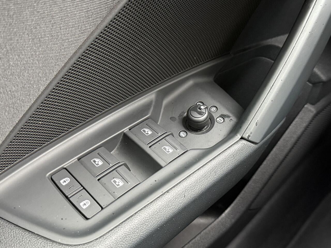 Audi A3 SPORTBACK 45 TFSI e S-line | Navi | CarPlay | ACC | Camera | LED