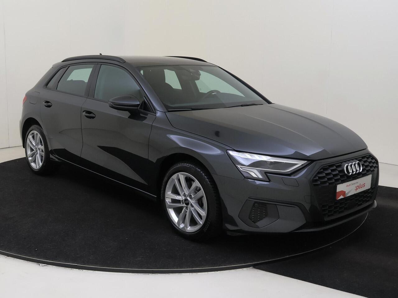 Audi A3 SPORTBACK 40 TFSI e Advanced edition | Stoelverwarming | Virtual cockpit Plus | Keyless | Full LED verlichting | Navigatie Plus | CarPlay | Adaptieve cruise control |