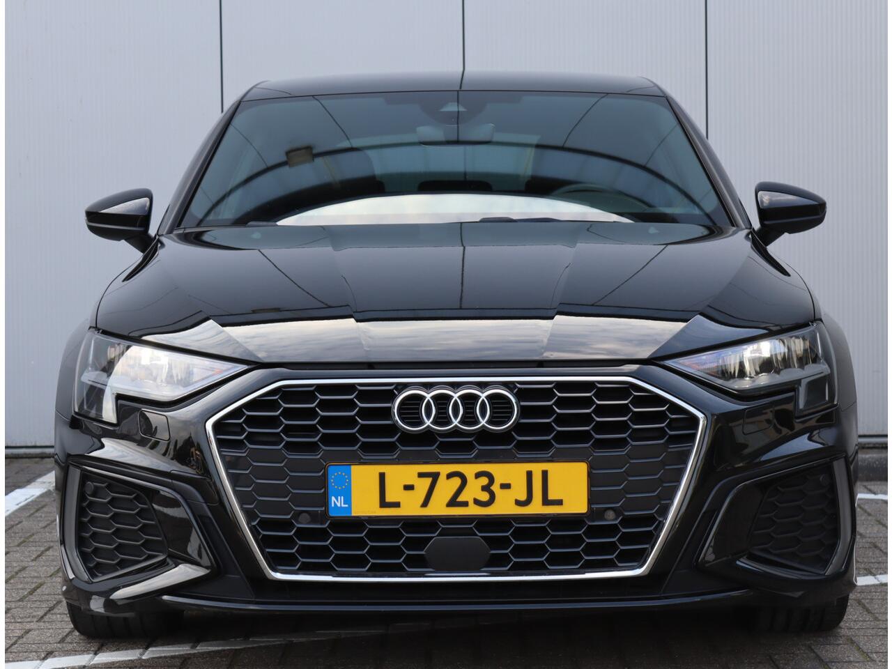 Audi A3 SPORTBACK 35 TFSI S-Line | Navigatie | ACC | Stoelverwarming | 150PK