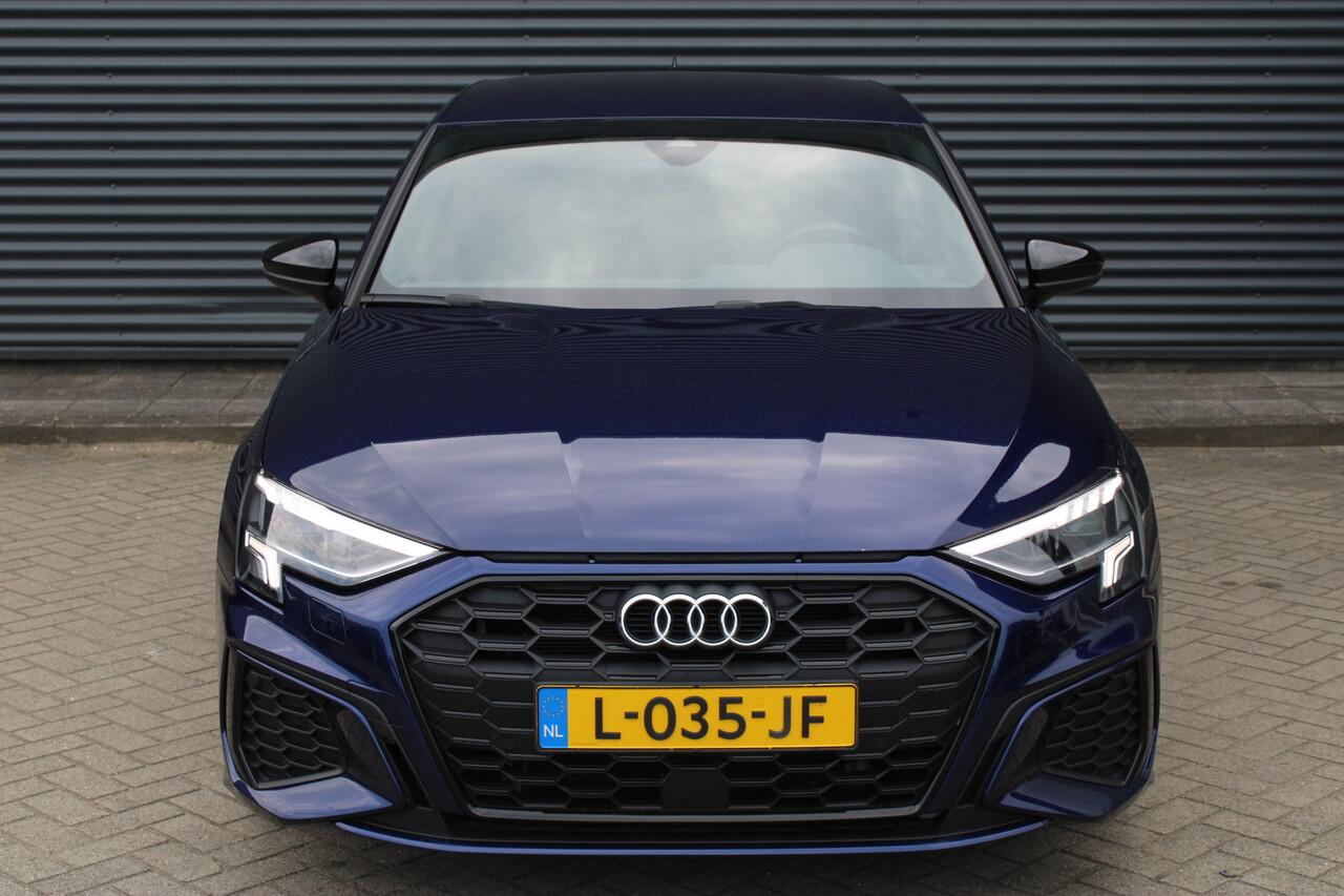 Audi A3 SPORTBACK 45 TFSI e 245PK S-Line Competition Nappa-leer Virtual-Cockpit Full-Led Plug-in