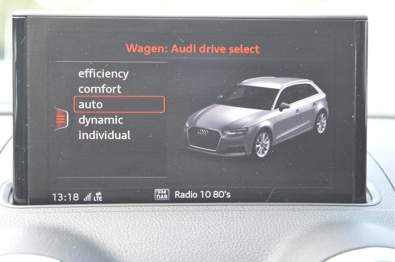 Audi A3 SPORTBACK 35 TFSI Sport S Line Ed. NL-Auto / Virtual / Schuifdak