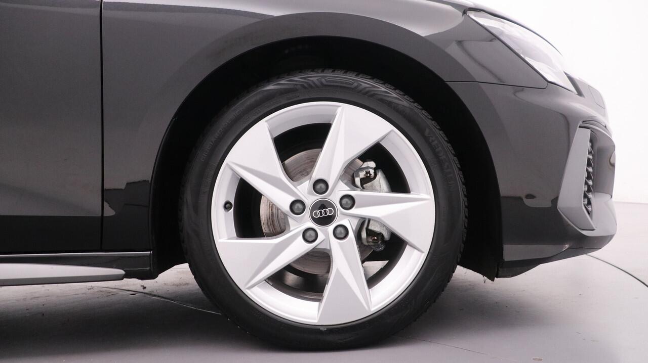 Audi A3 SPORTBACK 30 TFSI 110Pk S Edition / Audi Sound / Hold assist / PDC Achter