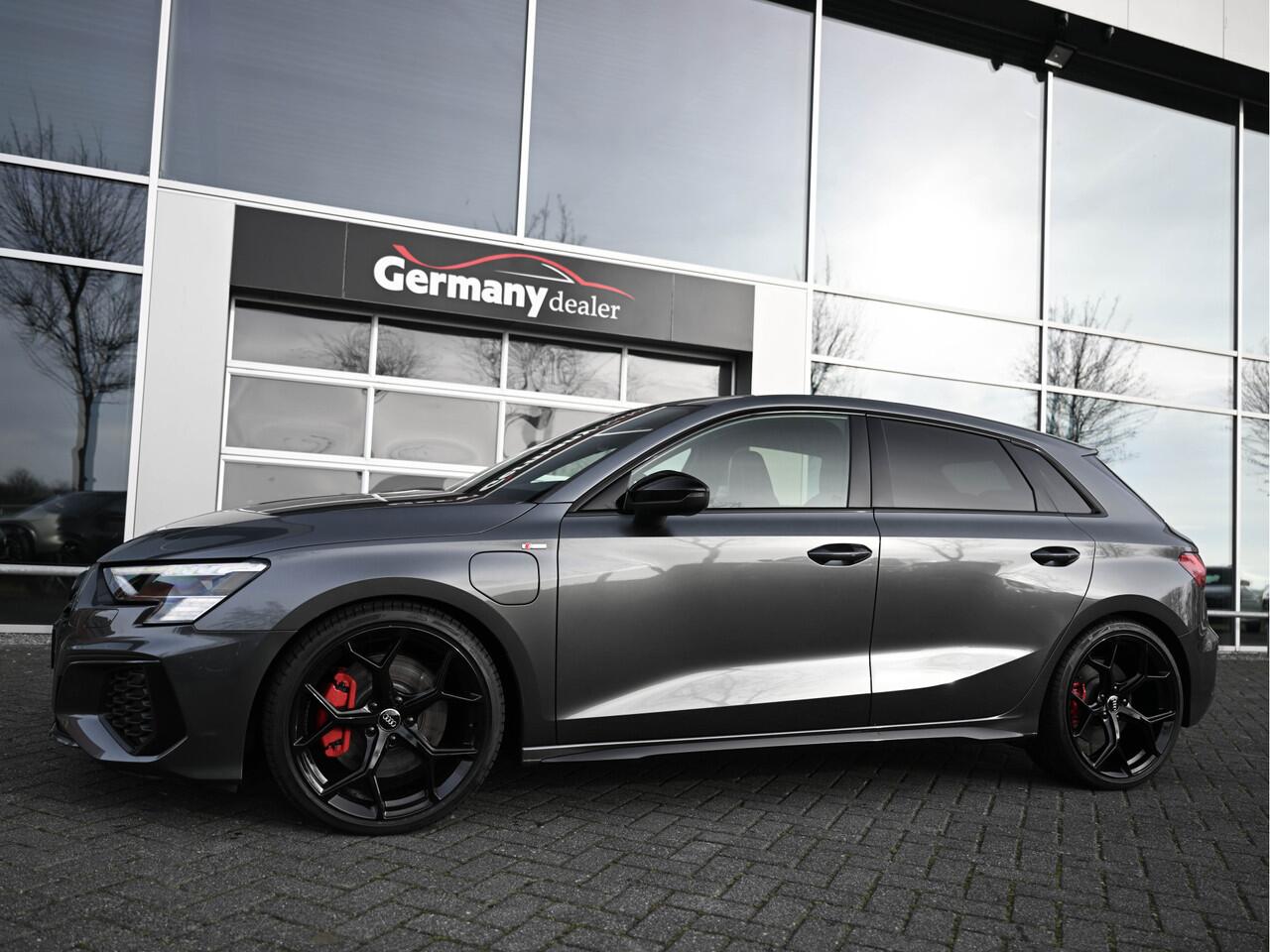 Audi A3 SPORTBACK 45TFSI E 245pk S-Edition Competition Matrix-LED ACC Elektr. RS-Zetels Virtual B&O Elektr. klep