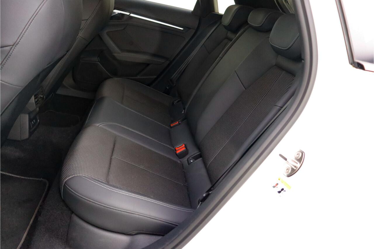 Audi A3 SPORTBACK 45TFSIe S-LINE Edition LED | CAMERA | STOELVERW. | SFEERVERLICHTING | ACC | LANEASSIST | DAB